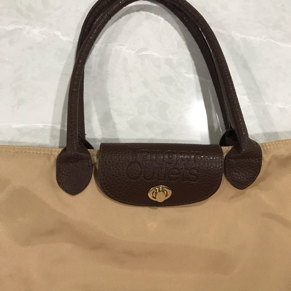 Large tote - Picture 3 of 9